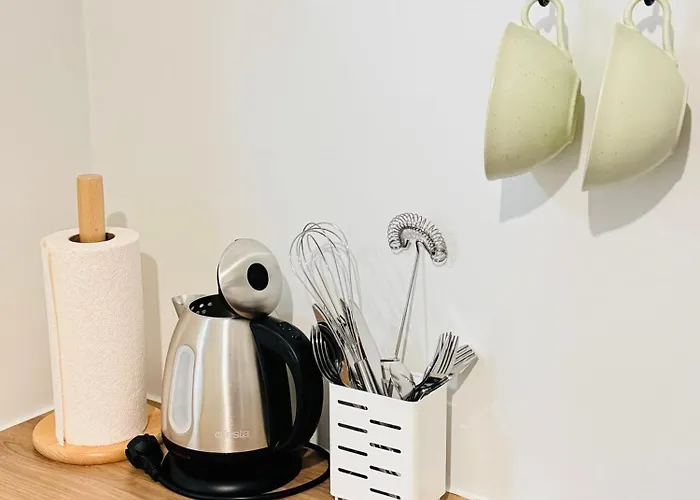 Downtown 1br With Parking Reval